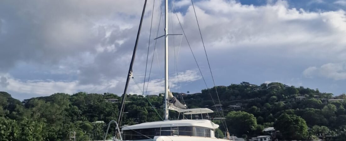 Naviguer dans les Bouches de Bonifacio : vents, courants, réglementation