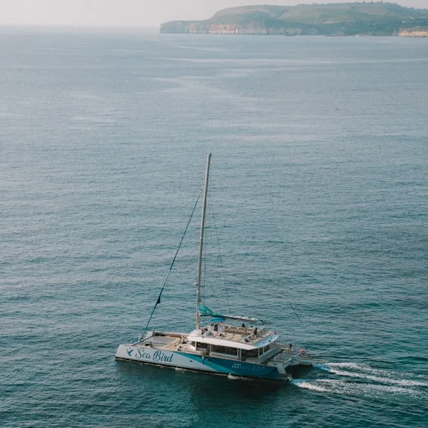 Catamarans — catamaran Isula-sail en Corse